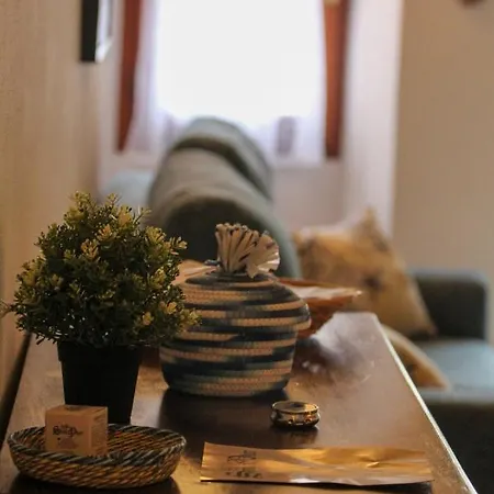 Apartment I Host - Piazza Civica 5
